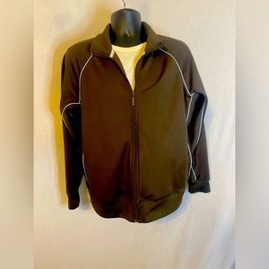 Gap Men’s zippered sweatshirt with zippered slash pockets. Size Medium.